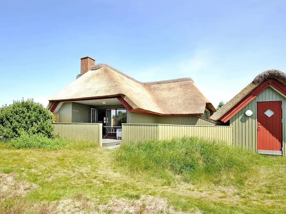6 Person Holiday Home in Blavand