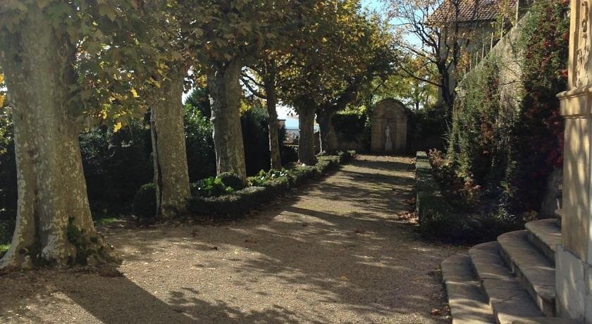 Chambres D'hôtes  La Petite Rochette