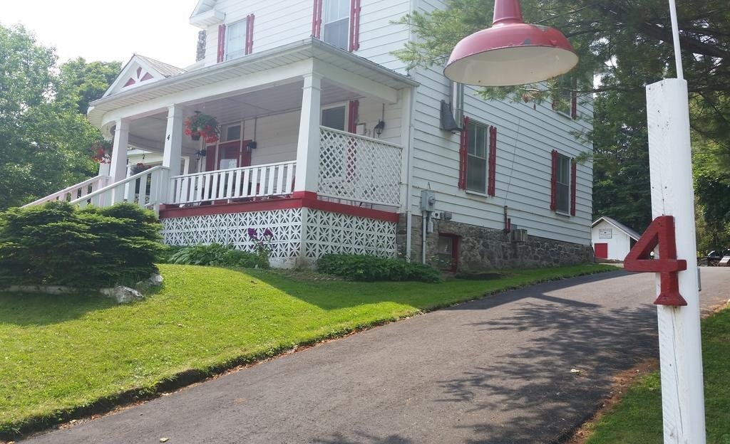 Bancroft Bed & Breakfast