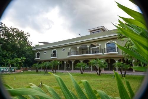 Aparthotel Portal Del Merendon