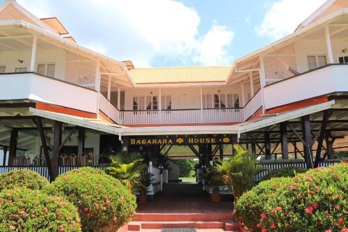 Baganara Island Resort