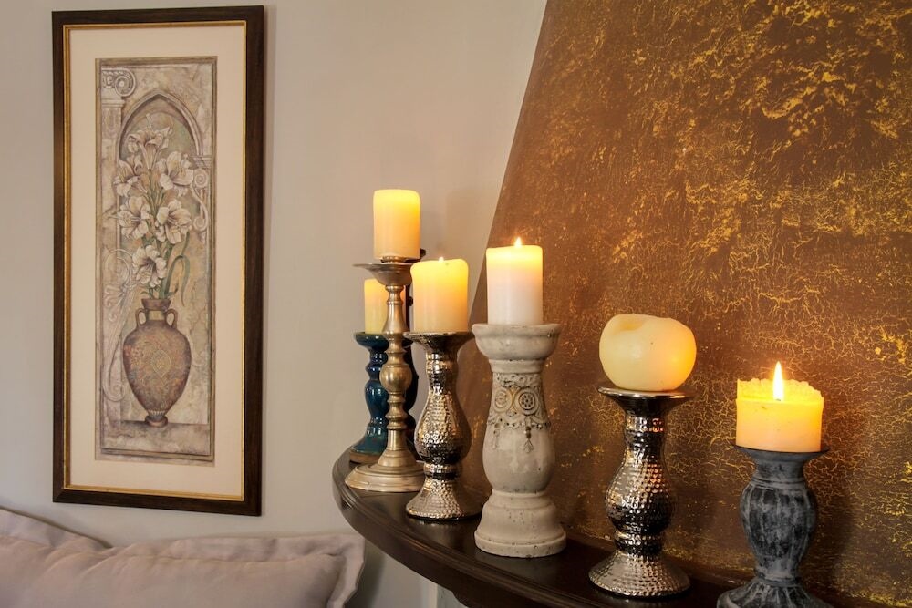 Athens Classic Retro Home