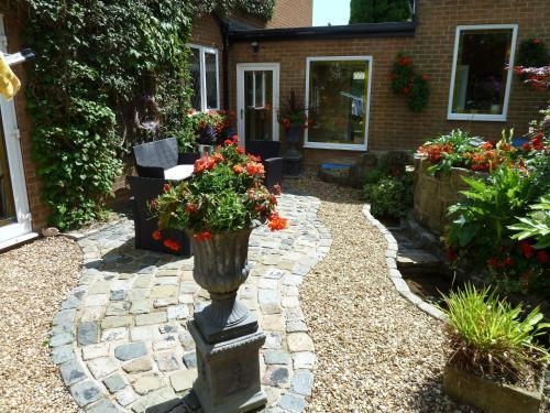 Bage House Bed & Breakfast