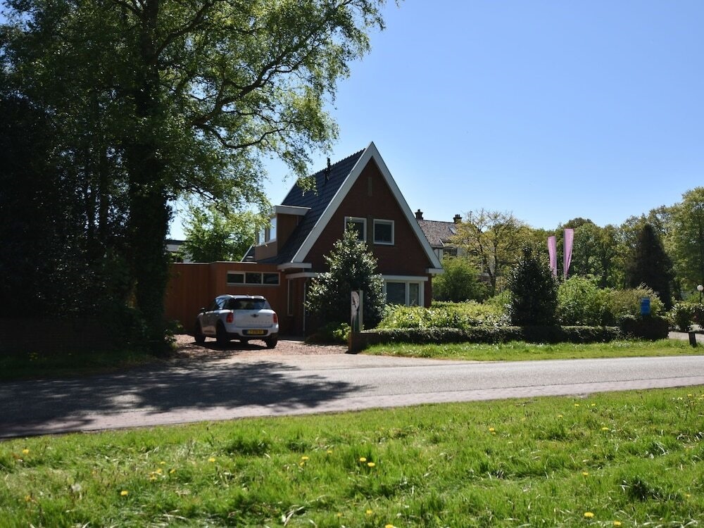 Detached Holiday Home Within Walking Distance Of The Ijsselmeer And Rijsterbos