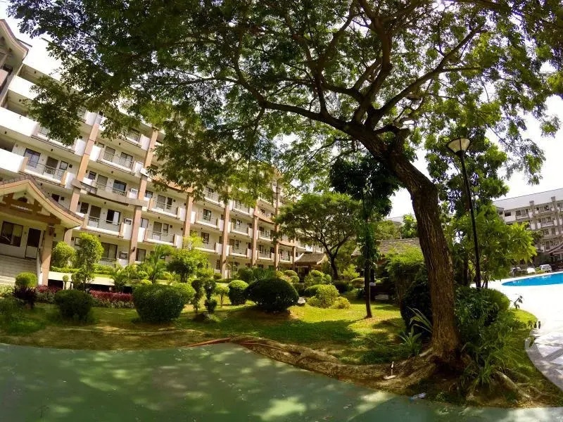 Rosewood Pointe Residences Acacia Estates