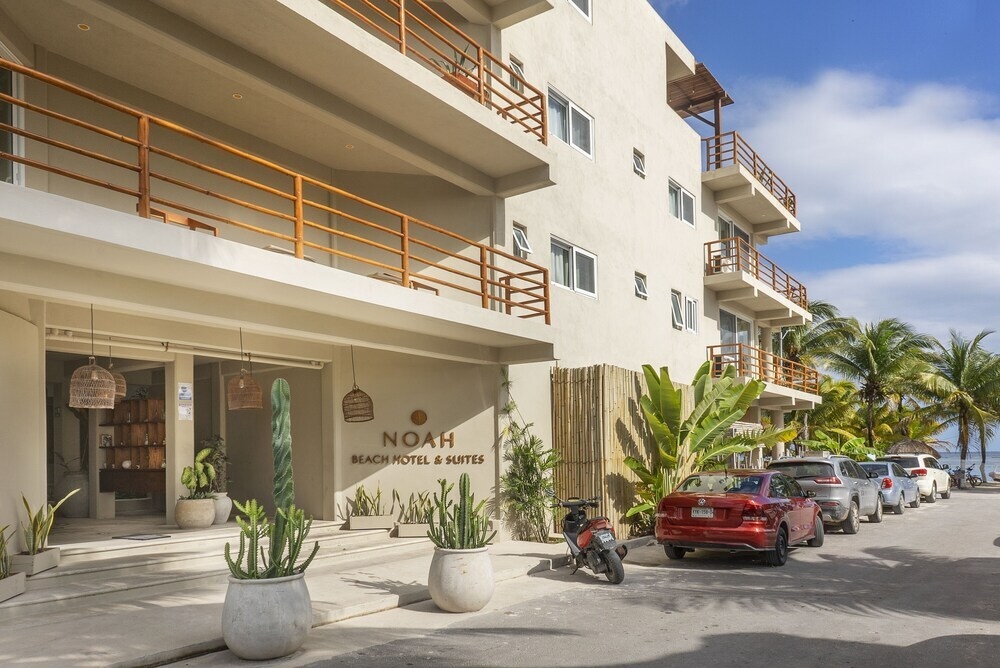 Equipped One Bedroom Beach Front Condo