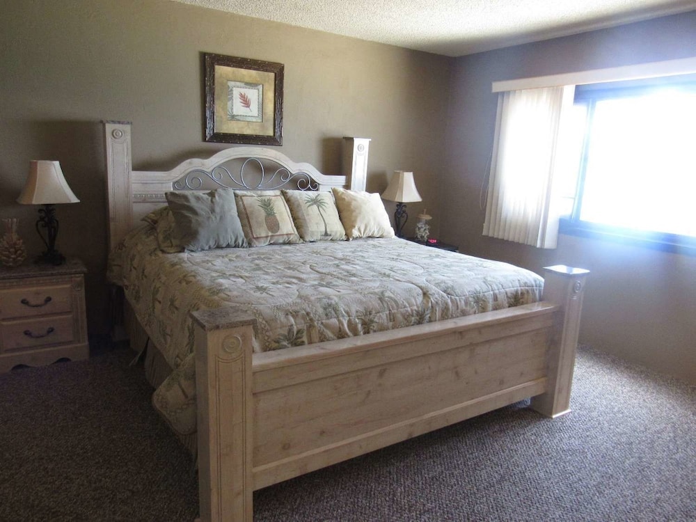 1004 Seychelles 3 Bath Oceanfront Gorgeous Ocean Views