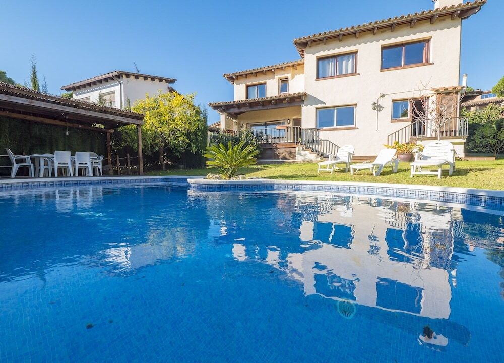 Homeholidaysrentals Niza - Costa Bcn