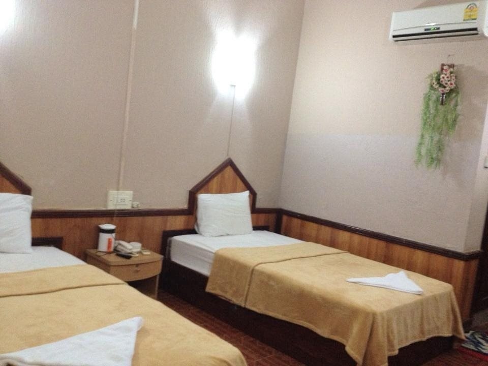 Hongkham Hotel