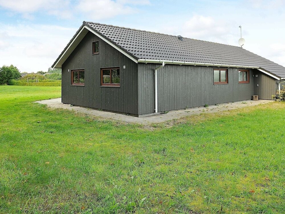 Elegant Holiday Home in Ansager near Lake