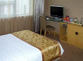 Chifeng Golden Towers Hotel