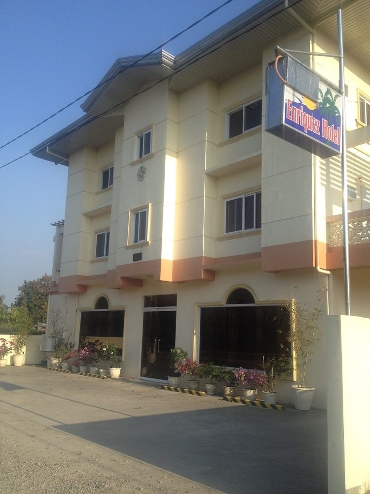Enriquez Hotel