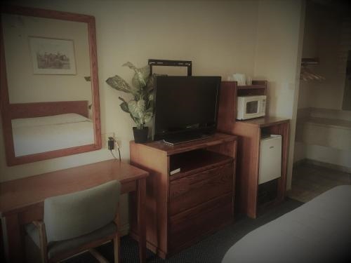 Budget Inn Riverside