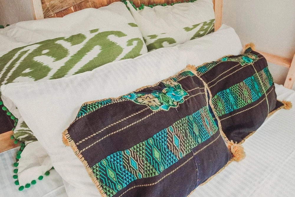 Duende Treehouses & Cocktails