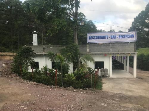 Country Club De Aguas Del Padre