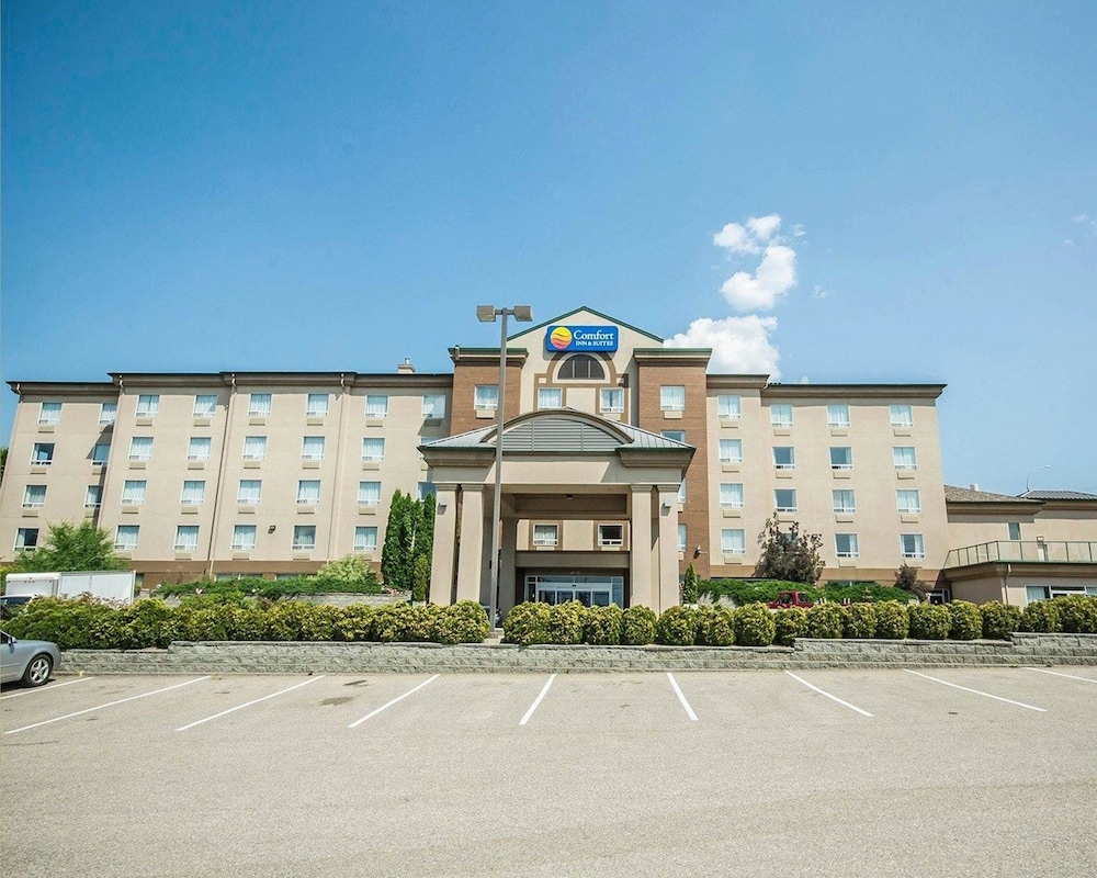 Holiday Inn Express Hotel & Suites Salmon Arm
