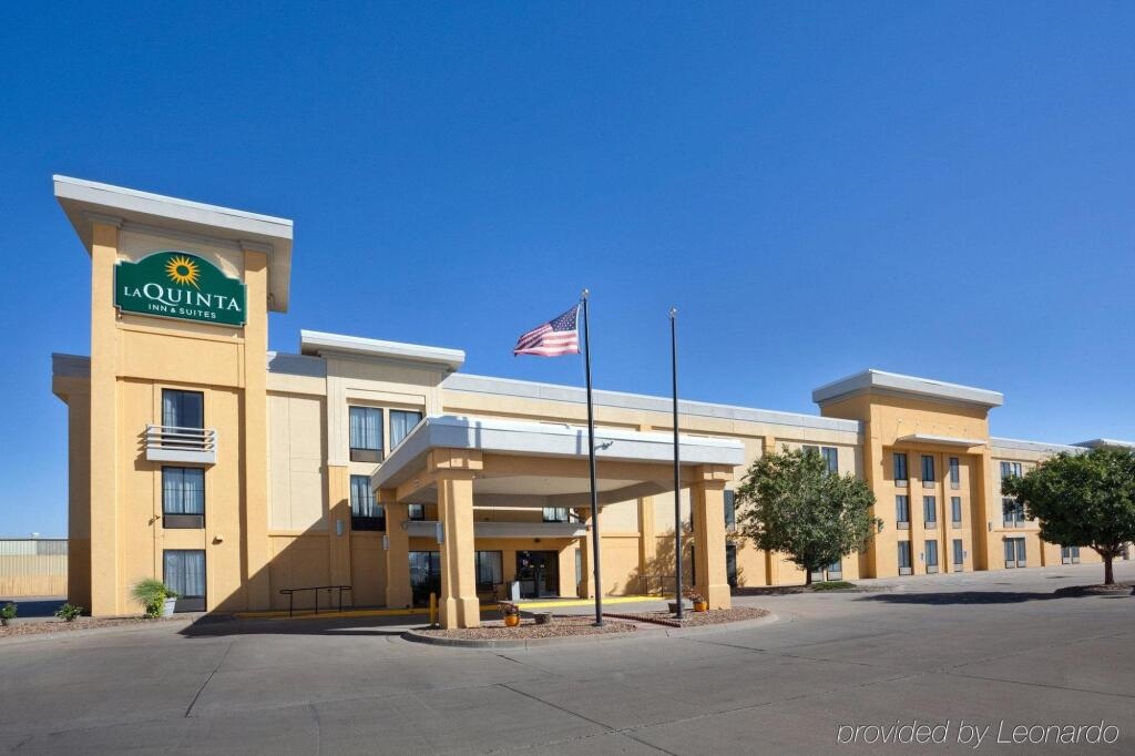 Holiday Inn Express Salina I-70