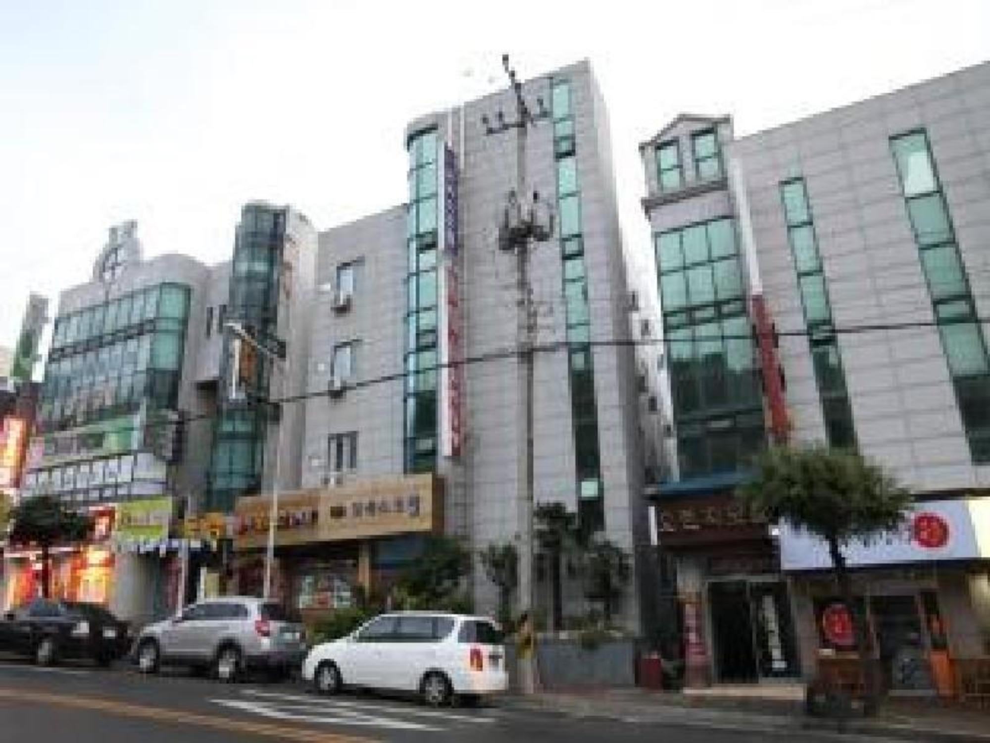 Goodstay Maurice Hotel