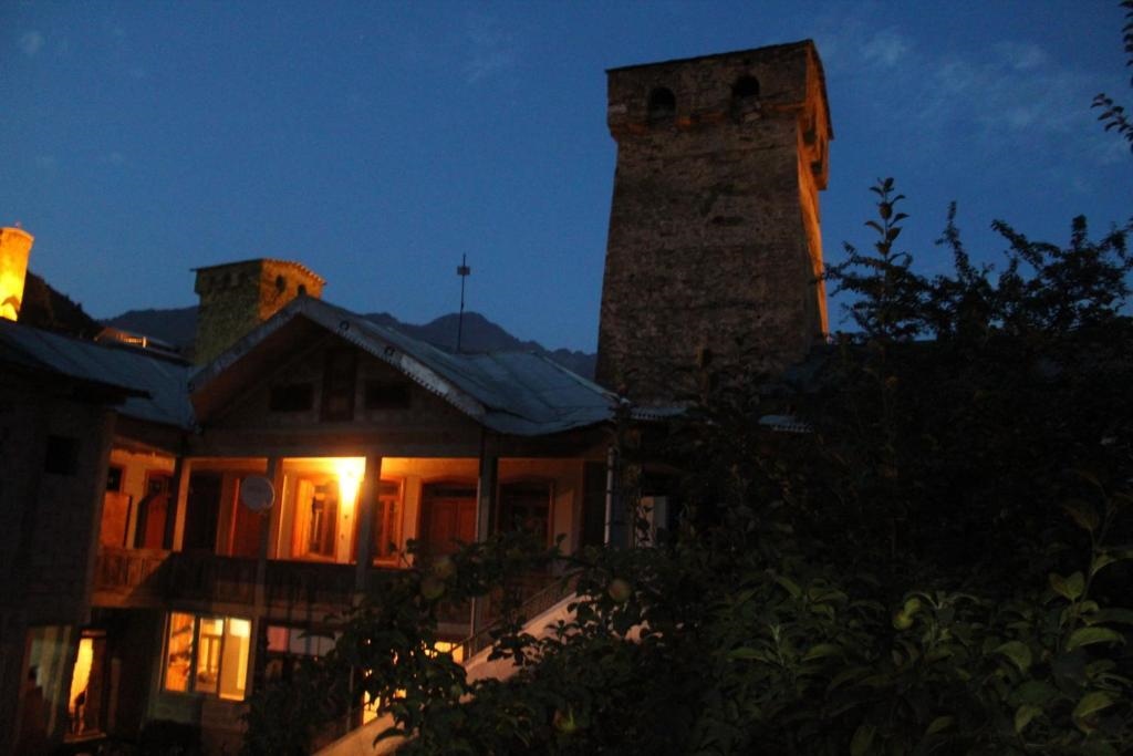 Gigdes Very Centric Guest House In Mestia