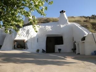 Cueva El Guindas