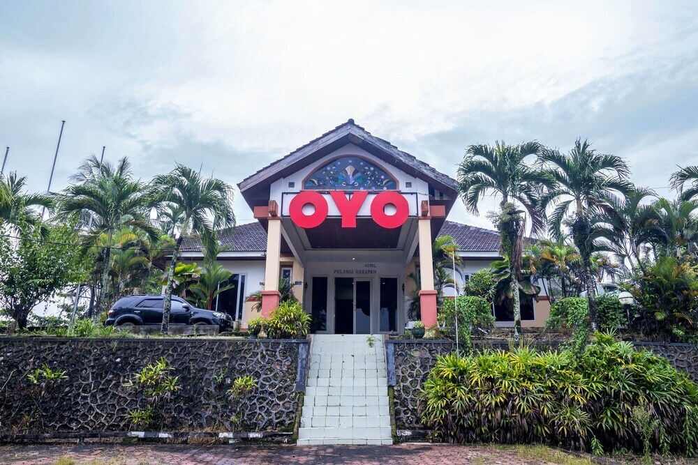 Hotel Pelangi Harapan By Oyo Rooms