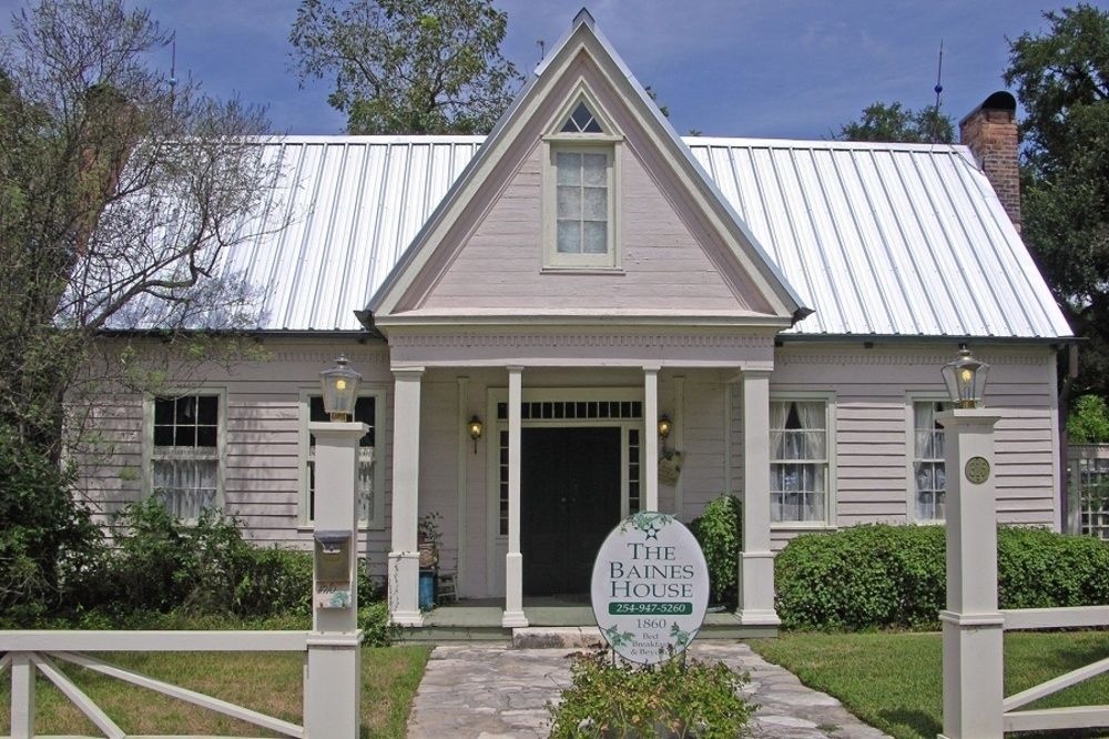 Baines House Inn and Gallery