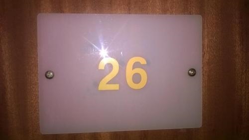 E-Nove Lounge Hostel Caffe