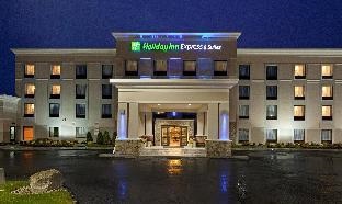 Holiday Inn Express Hotel & Suites Malone by IHG