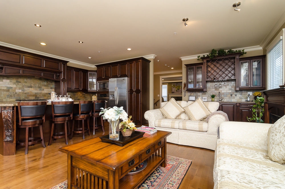 White Rock Beach Guest House