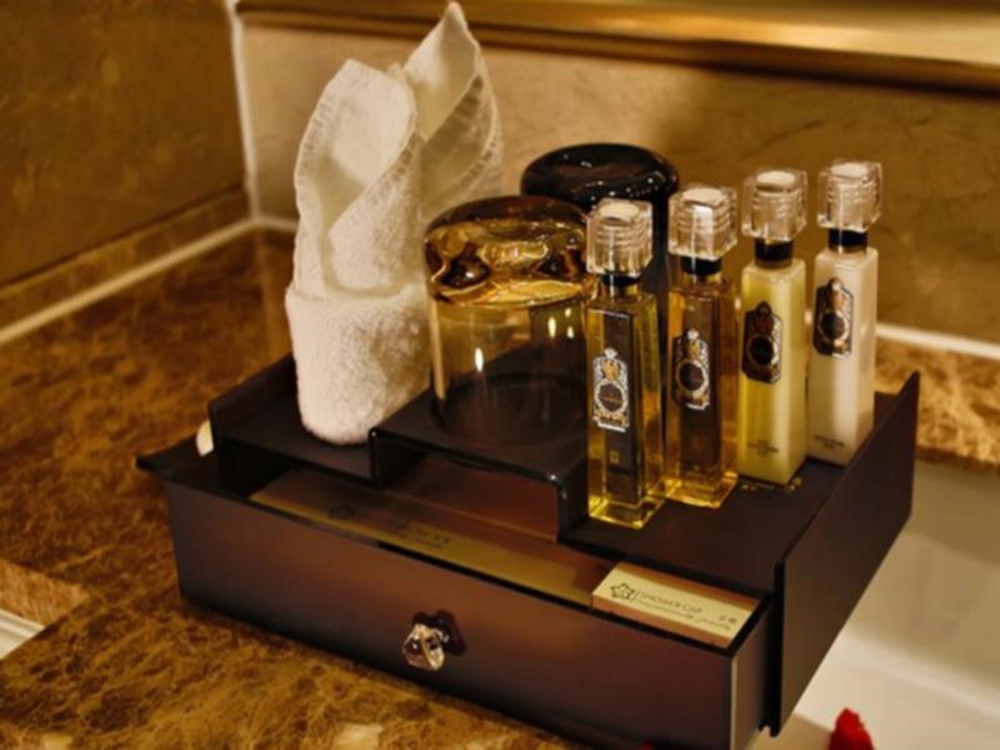 Golden Bauhinia International Hotel