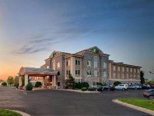 Holiday Inn Express & Suites Saginaw