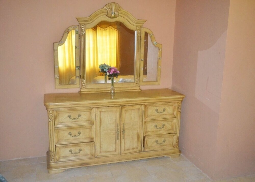 Angels Mini  Mansion