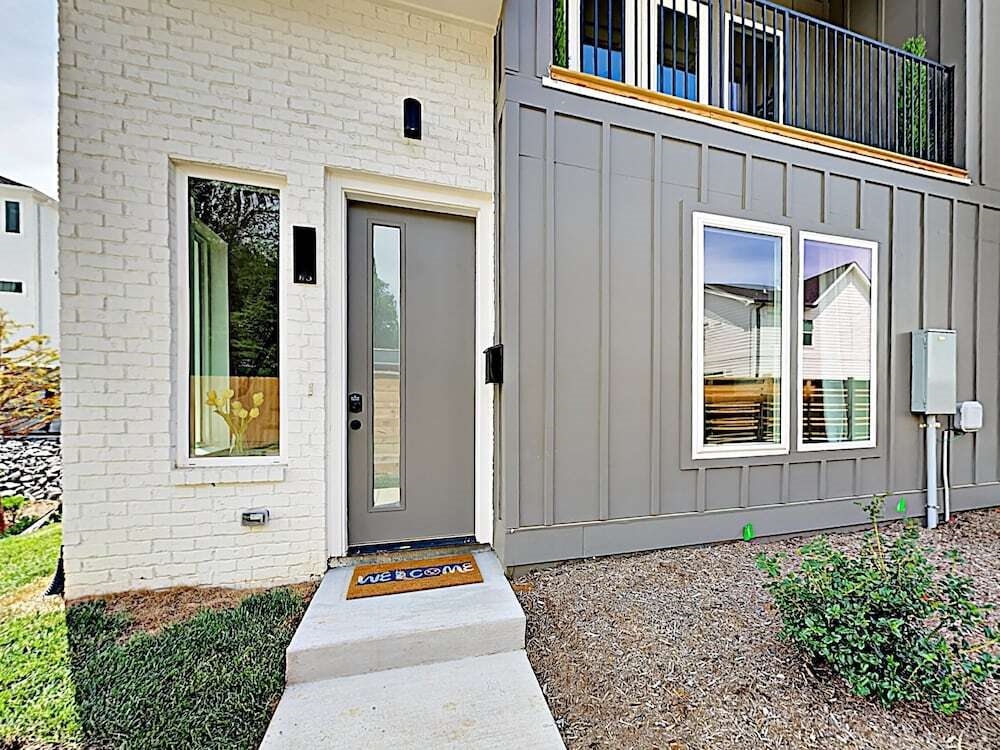 1737 Nashville - 3 Br Townhouse