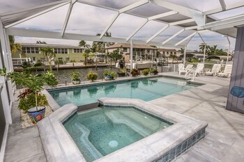 171 Flamingo Str. - M