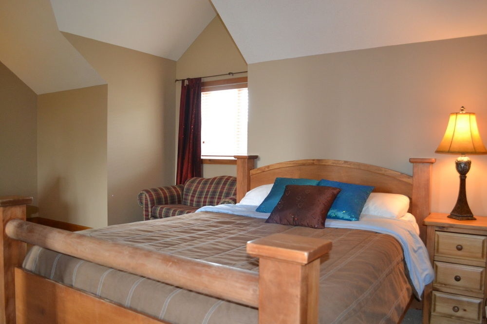 3 Bdrm Loft Condo at Kimberley