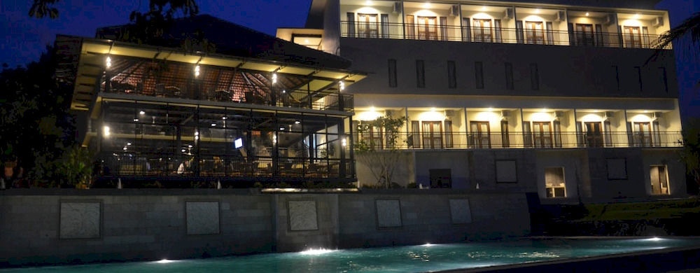 Bumi Cikeas Convention Resort