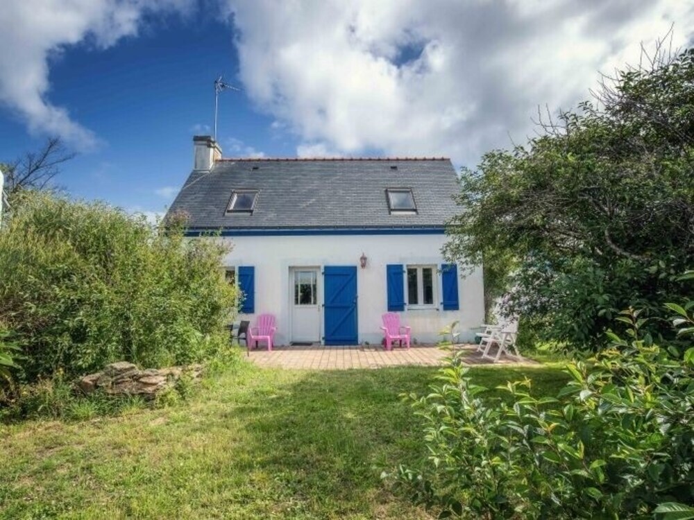 4 People House Kerlard With Garden By Weekone