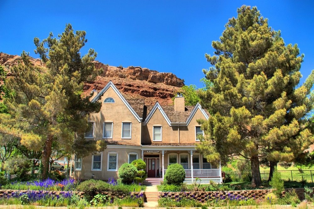 Amber Inn Bed and Breakfast