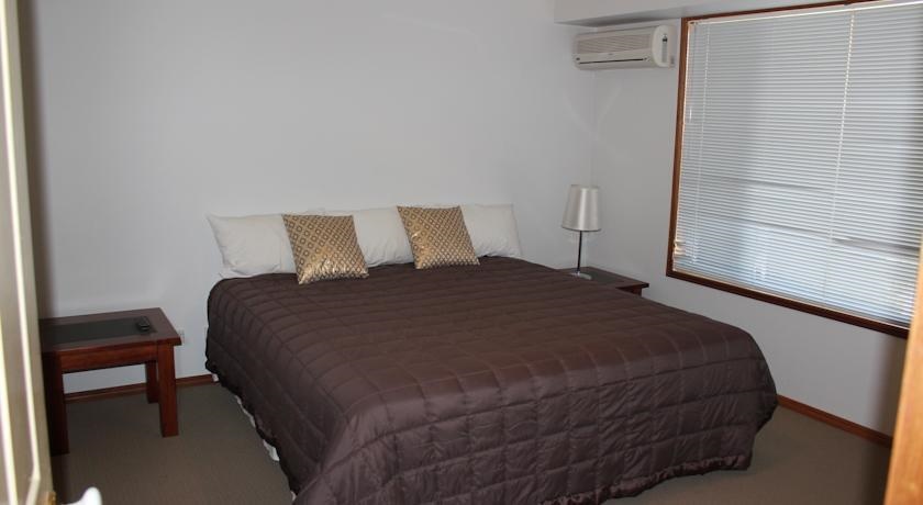 Apartments Of O'sheas Windsor