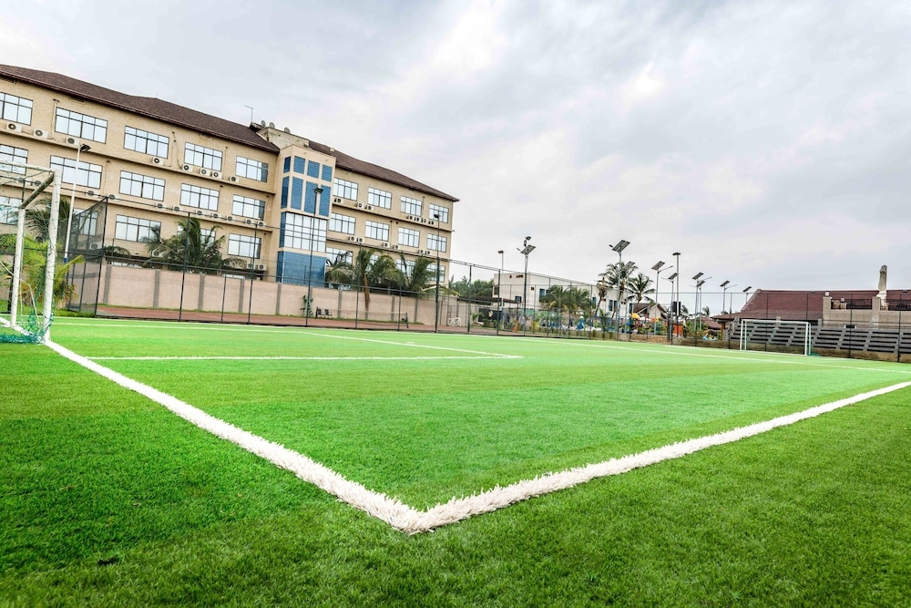 City Escape Hotel Prampram