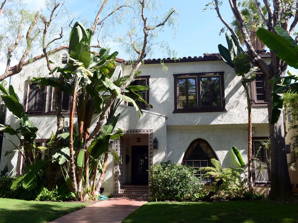 Beverly Hills Retreat By Redawning