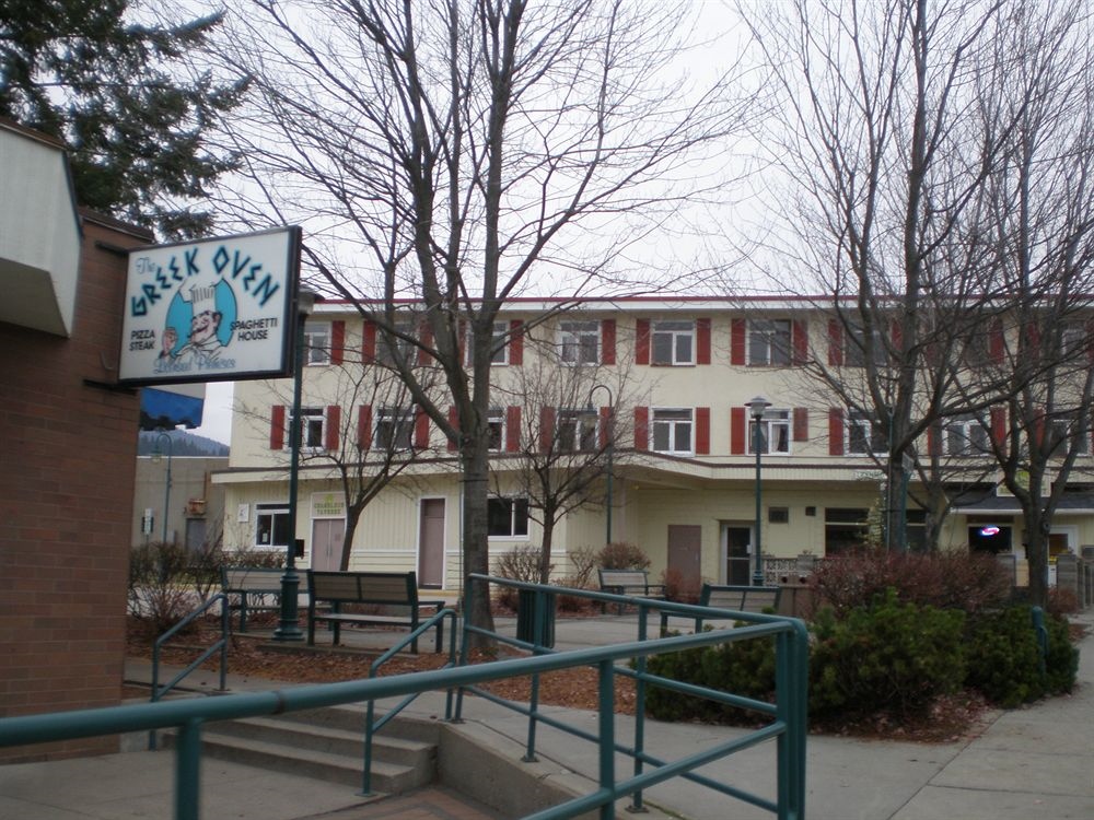Chameleon Hotel