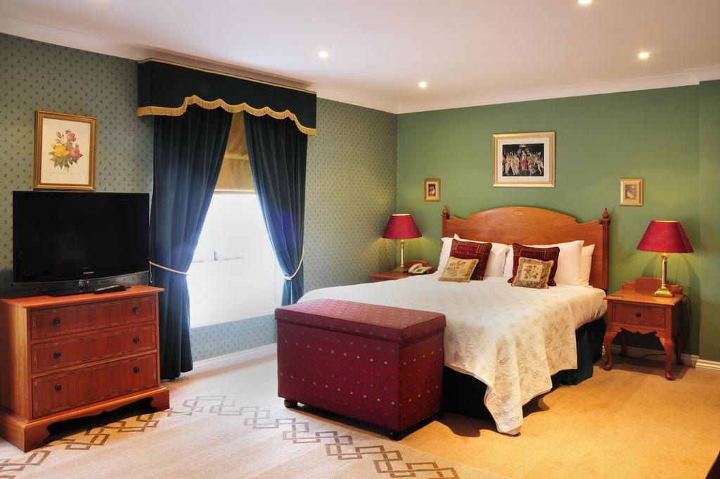 The Chalk Lane Residences