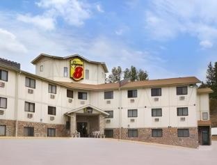 Super 8 by Wyndham Hill City/Mt Rushmore/ Area