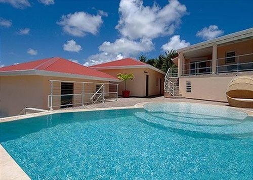 Eden View 4 Br Villa By Redawning