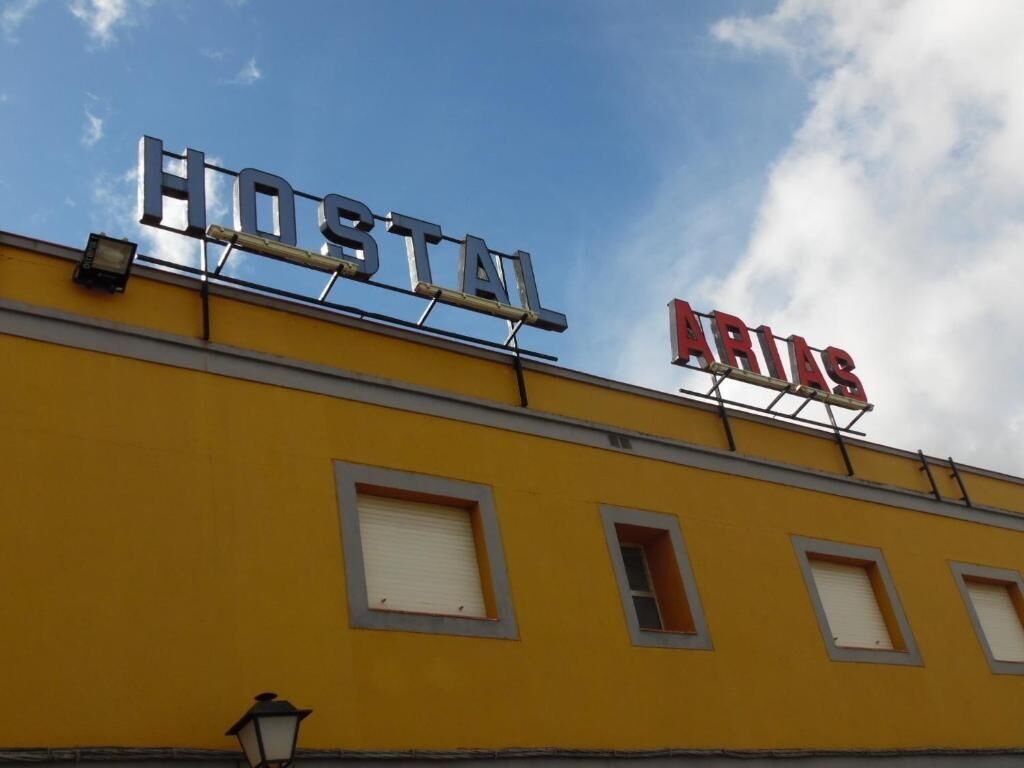 Hostal Arias