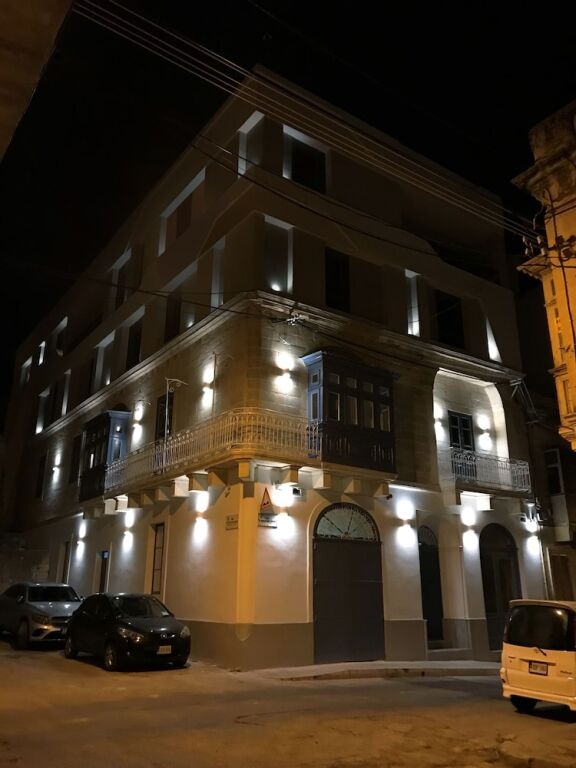 Chapter 5 Boutique Hotel