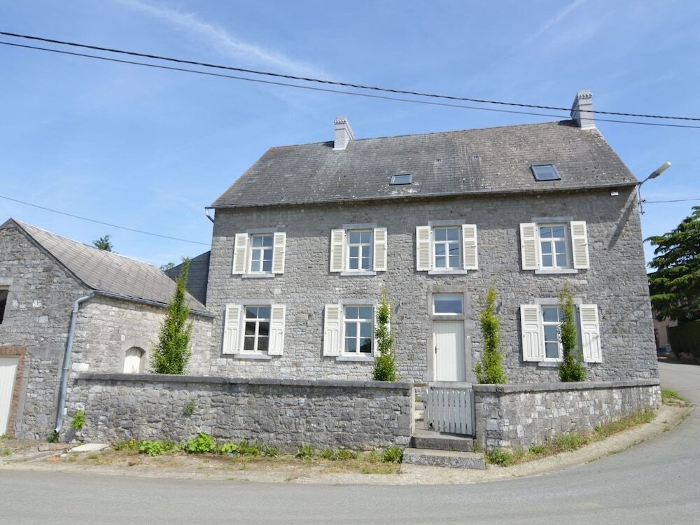 Charming Holiday Home For Families With Fireplace Located Near Dinant