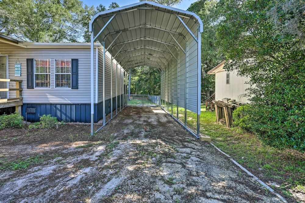 Cozy Steinhatchee House W/ Fire Pit & Grill!