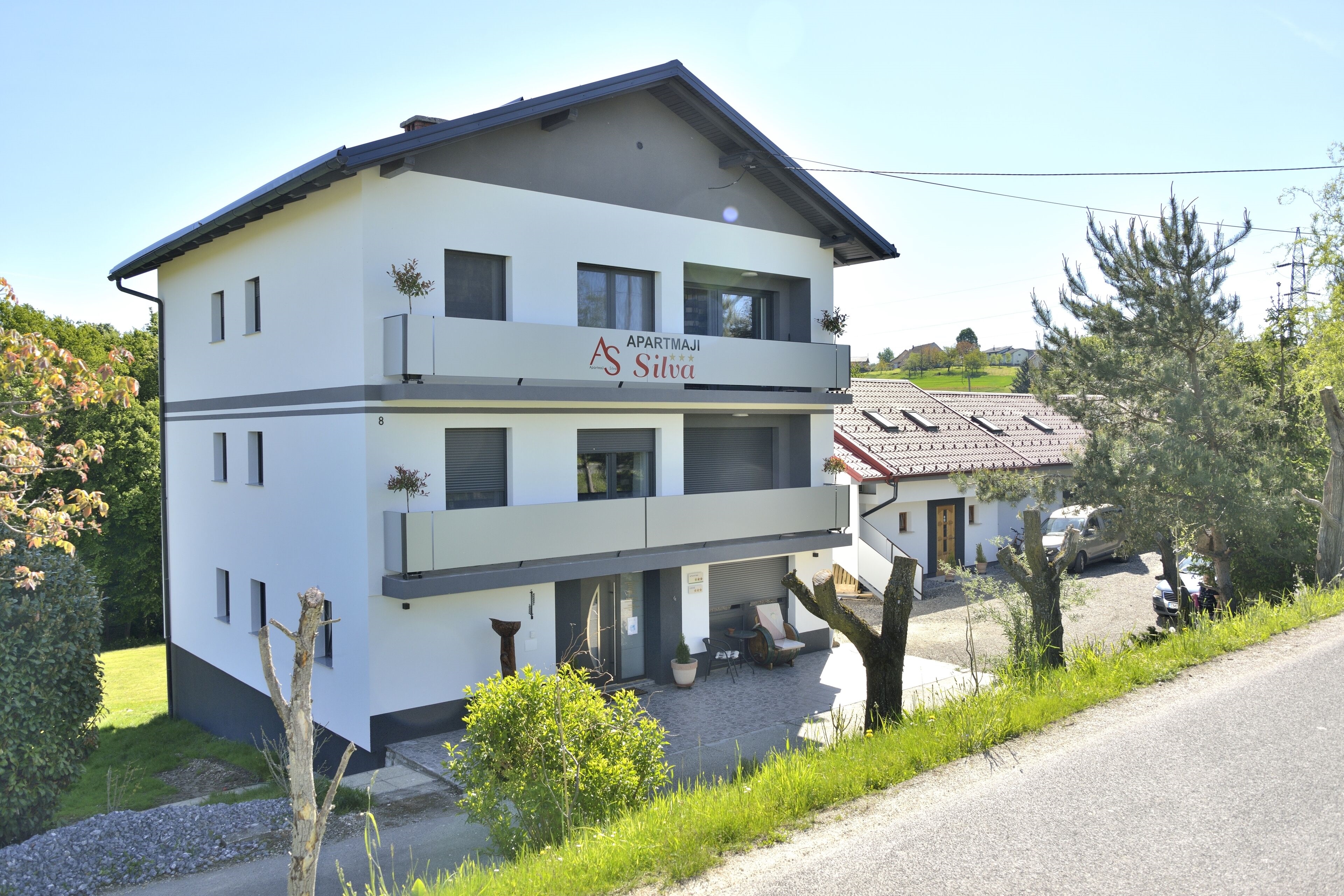Apartmaji Bungalovi I Sotorisce Silva